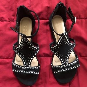 LC Lauren Conrad sandals